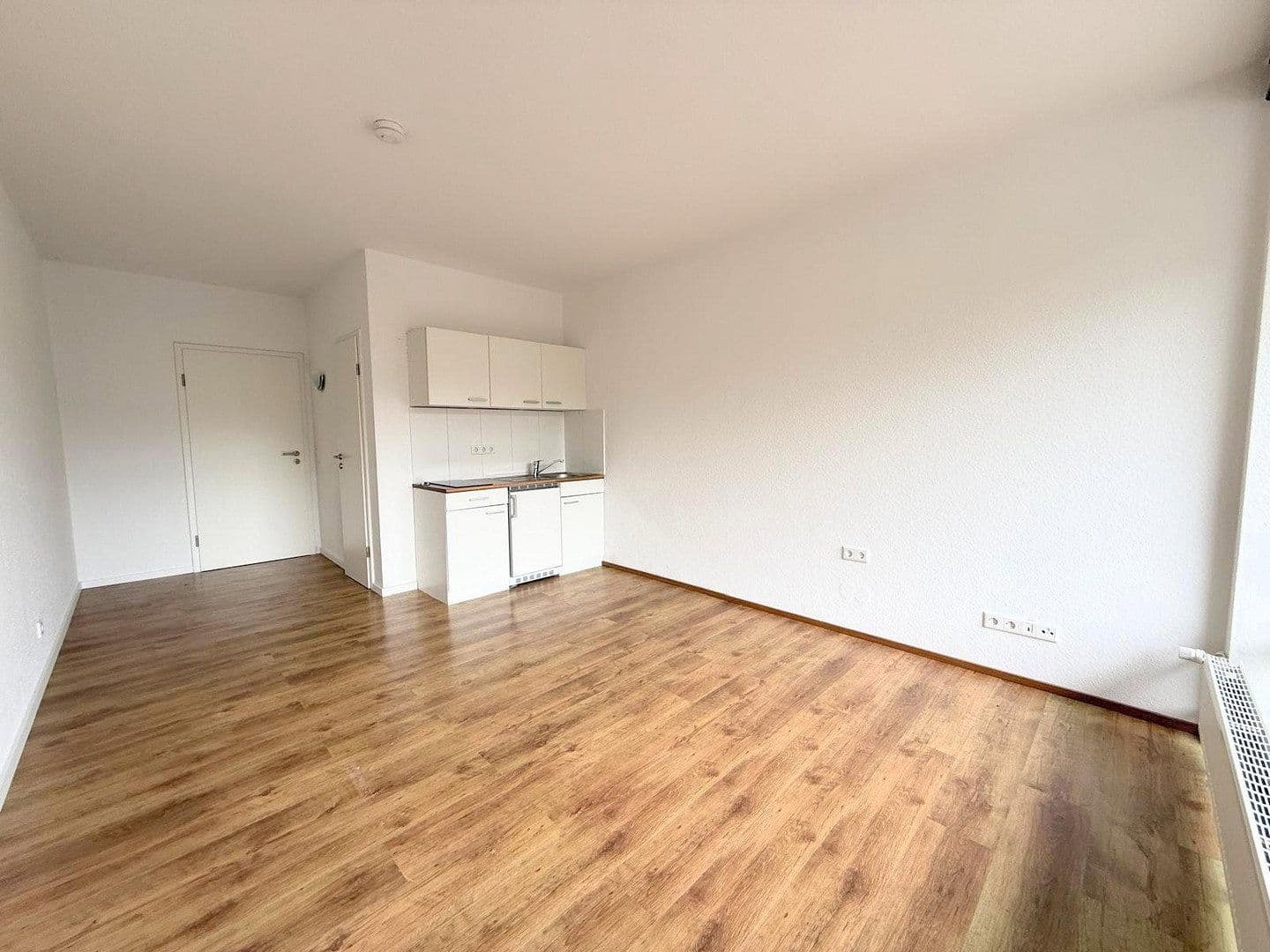Pronájem bytu 1+1 25 m², Steinheimer Str. 219, Horn-Bad Meinberg, Severní Porýní-Vestfálsko Pronájem bytu 1+1 25 m², Steinheimer Str. 219, Horn-Bad Meinberg, Severní Porýní-Vestfálsko