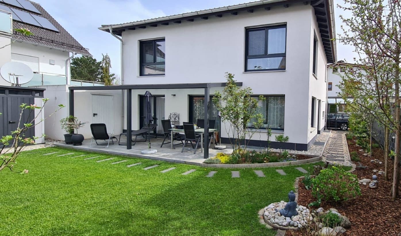Prodej domu 158 m², pozemek 400 m², Rosenheim, Bavorsko Prodej domu 158 m², pozemek 400 m², Rosenheim, Bavorsko