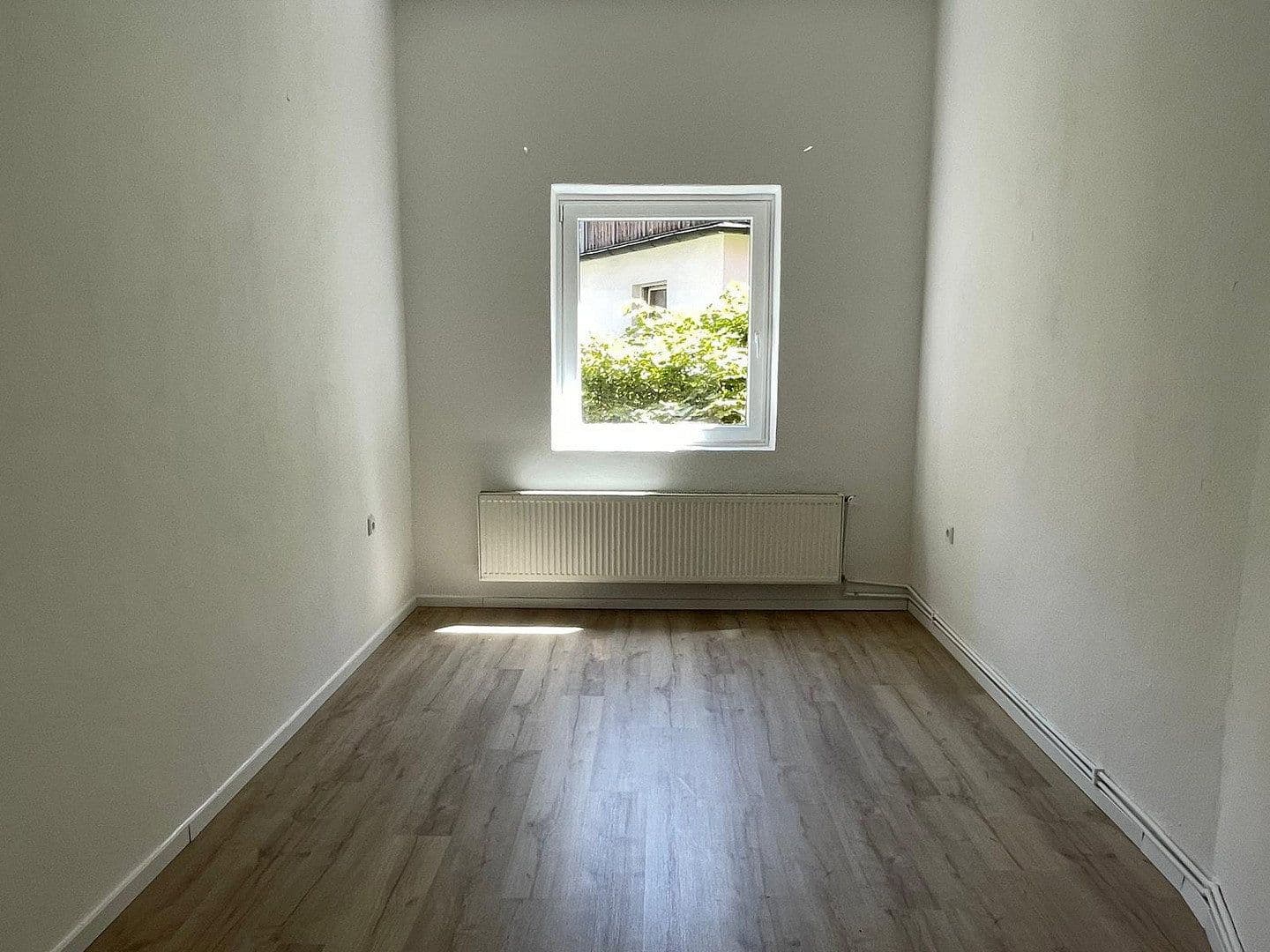 Pronájem bytu 3+1 79 m², Hahnenstraße 9, Hannover, Dolní Sasko Pronájem bytu 3+1 79 m², Hahnenstraße 9, Hannover, Dolní Sasko