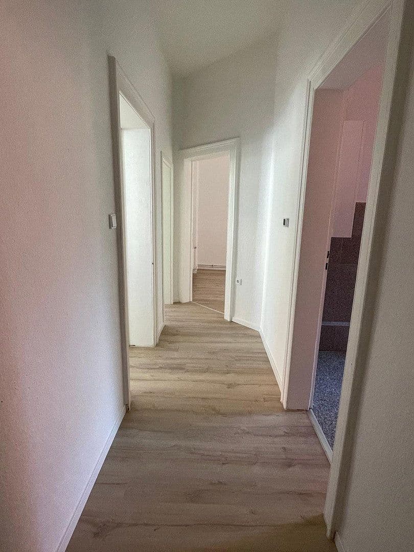 Pronájem bytu 3+1 79 m², Hahnenstraße 9, Hannover, Dolní Sasko Pronájem bytu 3+1 79 m², Hahnenstraße 9, Hannover, Dolní Sasko