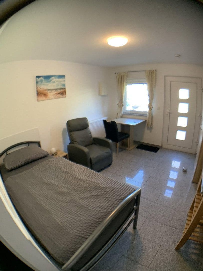 Pronájem bytu 1+1 19 m², Hürth, Severní Porýní-Vestfálsko Pronájem bytu 1+1 19 m², Hürth, Severní Porýní-Vestfálsko