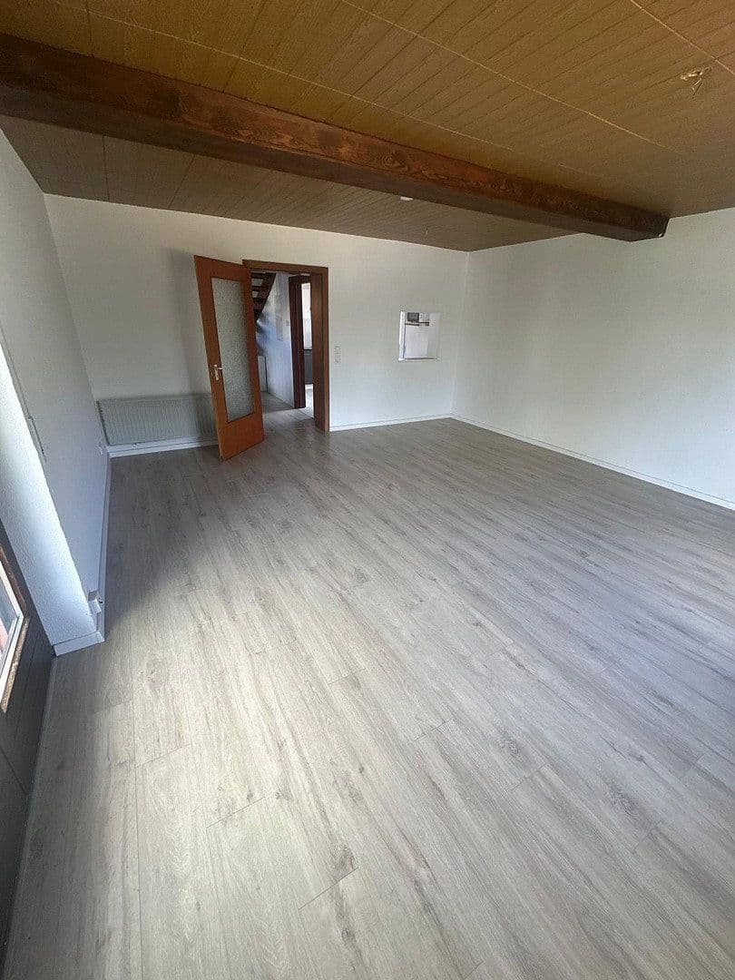 Pronájem domu 85 m², pozemek 975 m², Homburg, Země Sársko Pronájem domu 85 m², pozemek 975 m², Homburg, Země Sársko