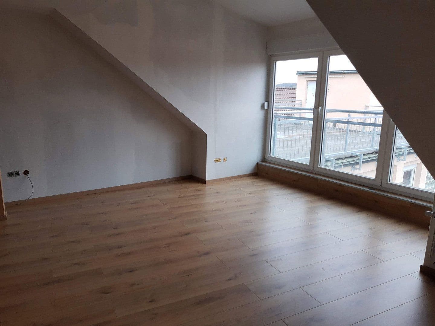 Pronájem bytu 4+kk 170 m², Ochsenfurt, Bavorsko Pronájem bytu 4+kk 170 m², Ochsenfurt, Bavorsko