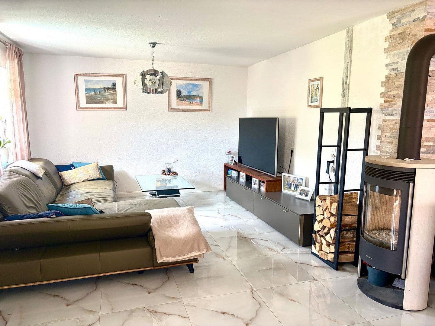 Prodej domu 150 m², pozemek 290 m², Owingen, Bádensko-Württembersko Prodej domu 150 m², pozemek 290 m², Owingen, Bádensko-Württembersko
