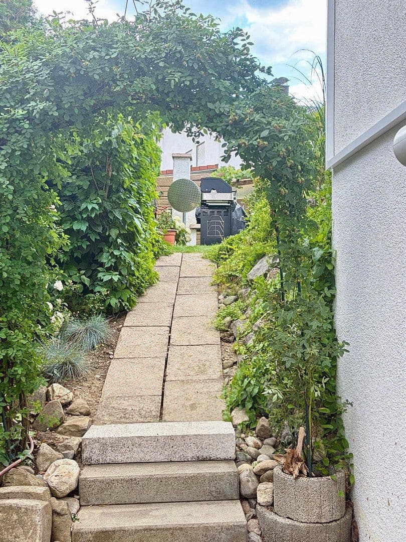 Prodej domu 150 m², pozemek 290 m², Owingen, Bádensko-Württembersko Prodej domu 150 m², pozemek 290 m², Owingen, Bádensko-Württembersko