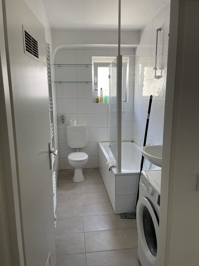 Pronájem bytu 1+kk 49 m², Augartenstr. 9, Mannheim, Bádensko-Württembersko Pronájem bytu 1+kk 49 m², Augartenstr. 9, Mannheim, Bádensko-Württembersko