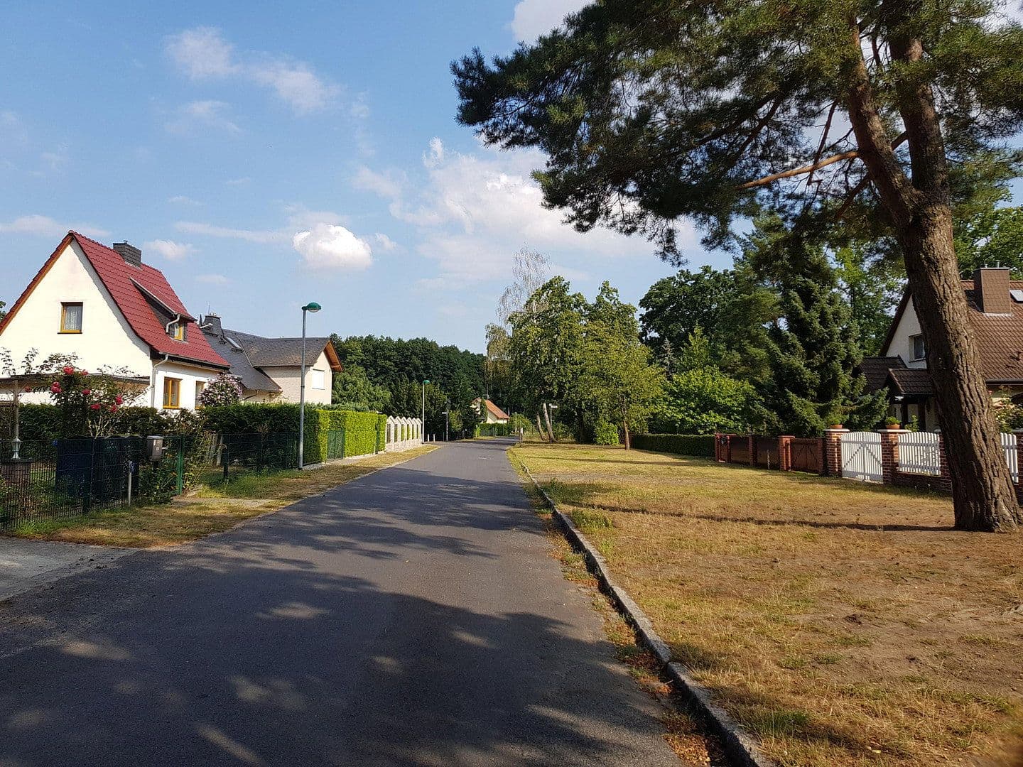 Prodej pozemku 1.040 m², Blankenfelde-Mahlow, Braniborsko Prodej pozemku 1.040 m², Blankenfelde-Mahlow, Braniborsko