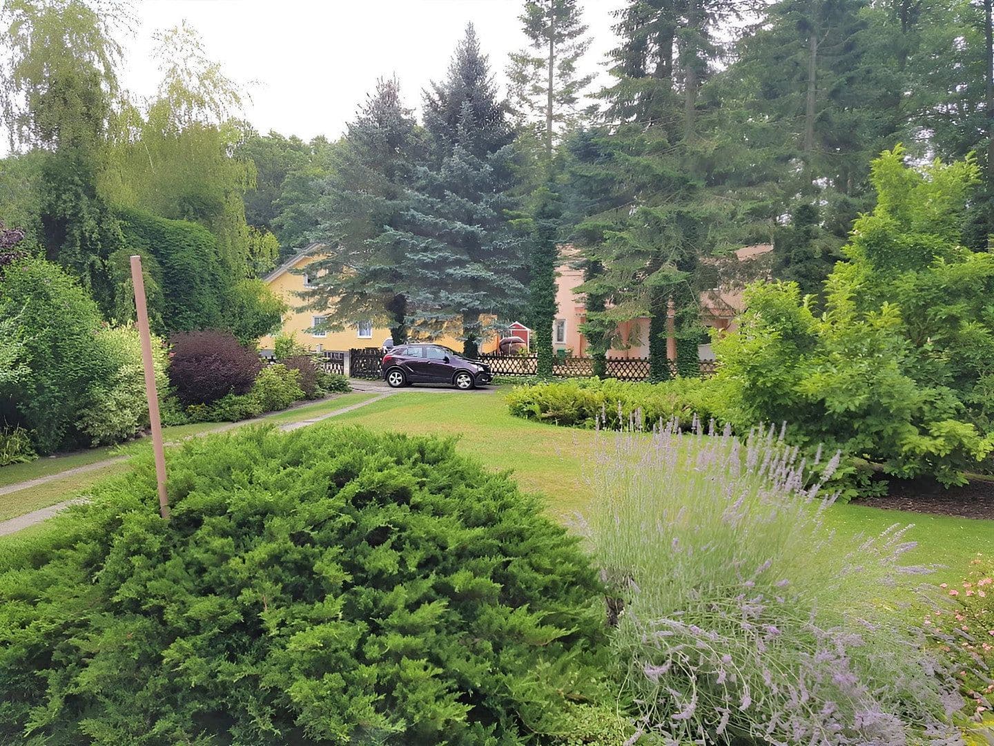 Prodej pozemku 1.040 m², Blankenfelde-Mahlow, Braniborsko Prodej pozemku 1.040 m², Blankenfelde-Mahlow, Braniborsko