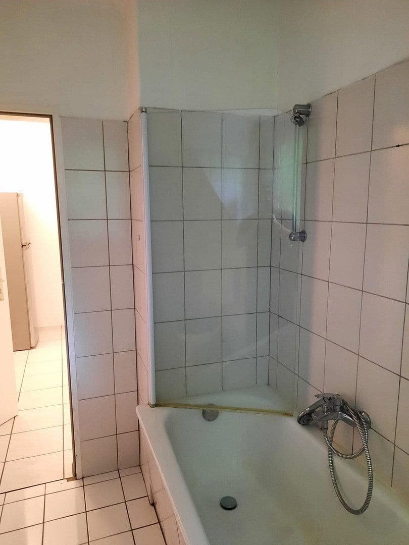 Pronájem bytu 1+1 41 m², Lütkestr. 6, Bottrop, Severní Porýní-Vestfálsko Pronájem bytu 1+1 41 m², Lütkestr. 6, Bottrop, Severní Porýní-Vestfálsko