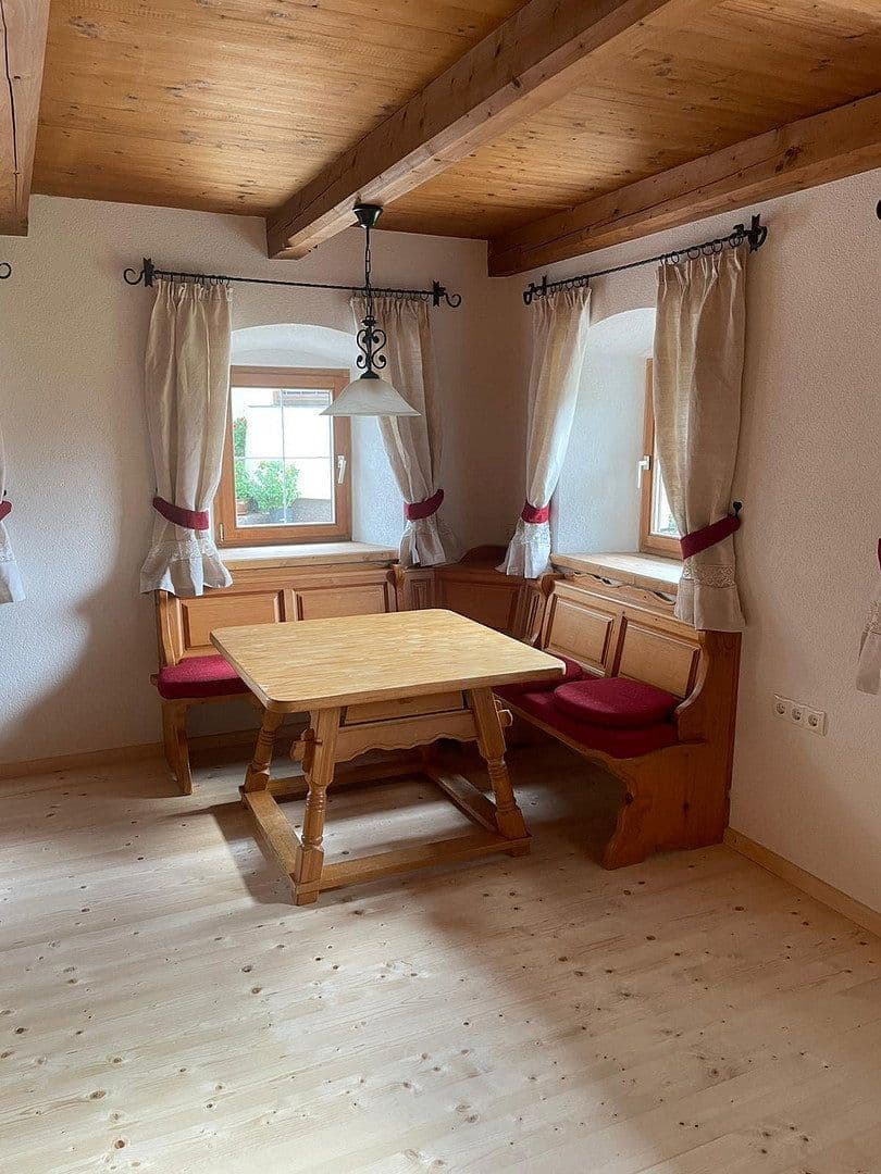 Pronájem domu 180 m², pozemek 160 m², Mariastein HNr. 18, Mariastein, Tyrolsko Pronájem domu 180 m², pozemek 160 m², Mariastein HNr. 18, Mariastein, Tyrolsko