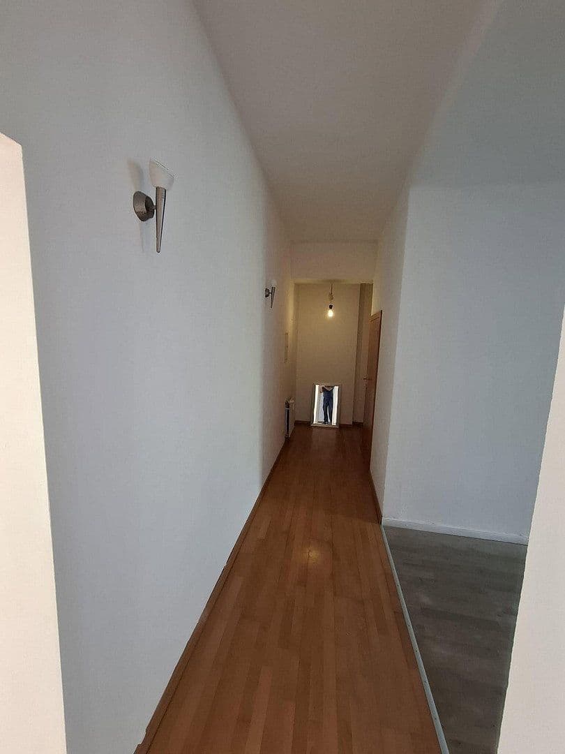 Prodej bytu 2+1 65 m², Stoffeler Straße 18, Düsseldorf, Severní Porýní-Vestfálsko Prodej bytu 2+1 65 m², Stoffeler Straße 18, Düsseldorf, Severní Porýní-Vestfálsko