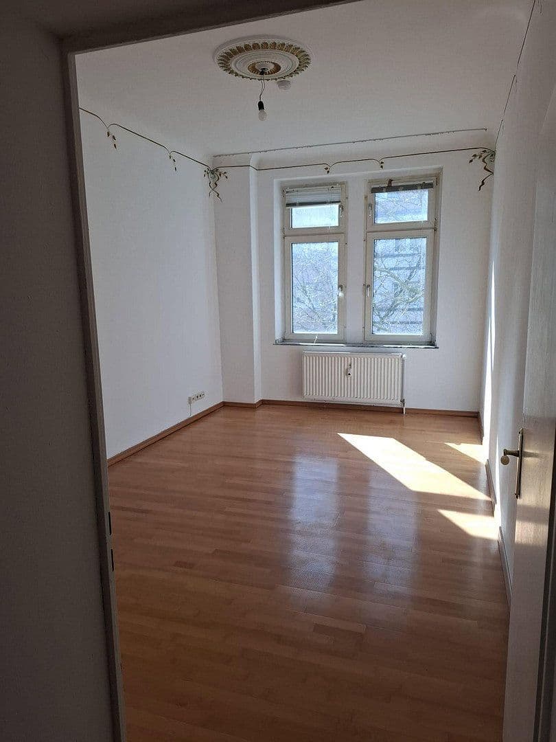Prodej bytu 2+1 65 m², Stoffeler Straße 18, Düsseldorf, Severní Porýní-Vestfálsko Prodej bytu 2+1 65 m², Stoffeler Straße 18, Düsseldorf, Severní Porýní-Vestfálsko