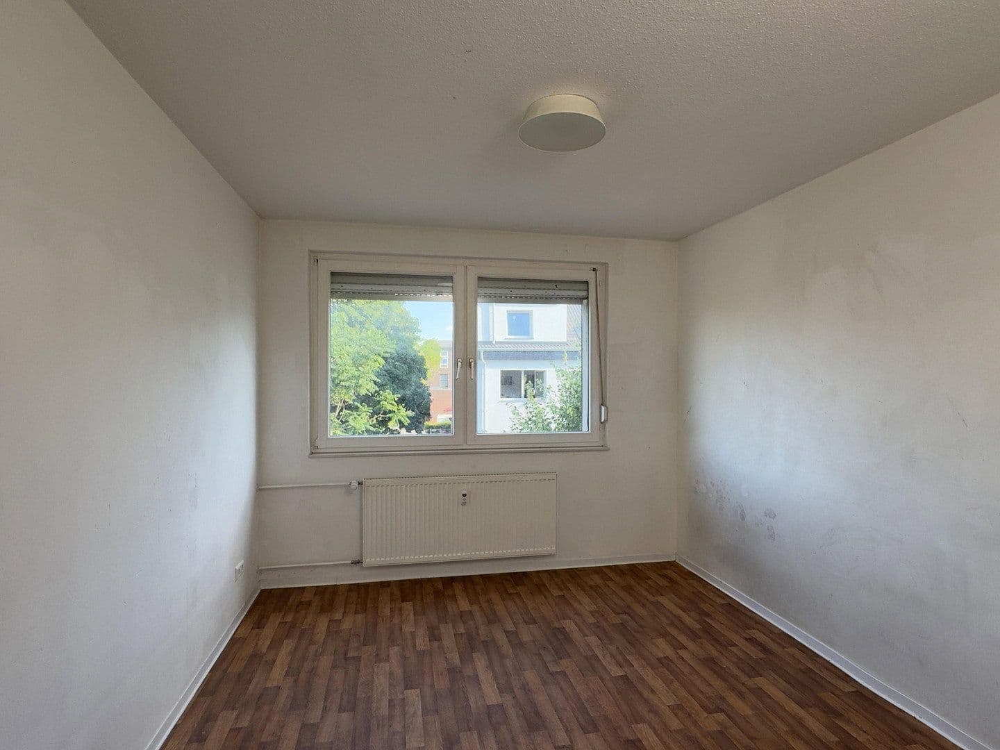 Pronájem bytu 3+kk 78 m², Lange Kamo 61, Duisburg, Severní Porýní-Vestfálsko Pronájem bytu 3+kk 78 m², Lange Kamo 61, Duisburg, Severní Porýní-Vestfálsko