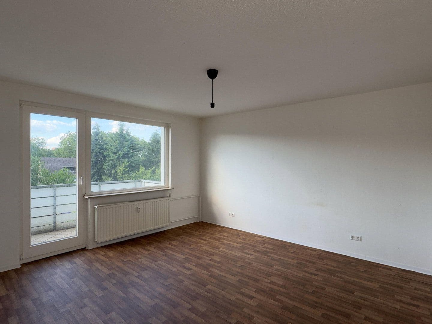 Pronájem bytu 3+kk 78 m², Lange Kamo 61, Duisburg, Severní Porýní-Vestfálsko Pronájem bytu 3+kk 78 m², Lange Kamo 61, Duisburg, Severní Porýní-Vestfálsko