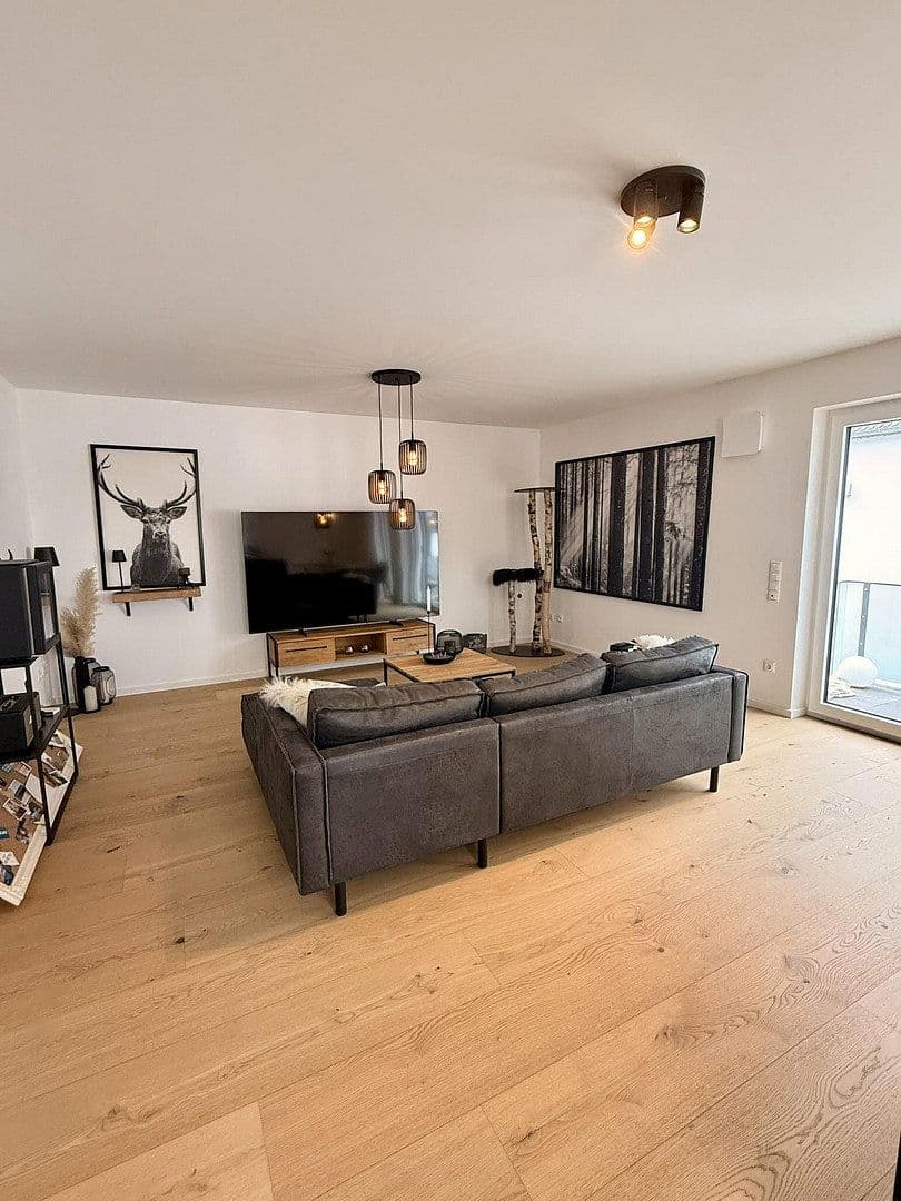 Pronájem bytu 3+1 75 m², Langebach, Bavorsko Pronájem bytu 3+1 75 m², Langebach, Bavorsko