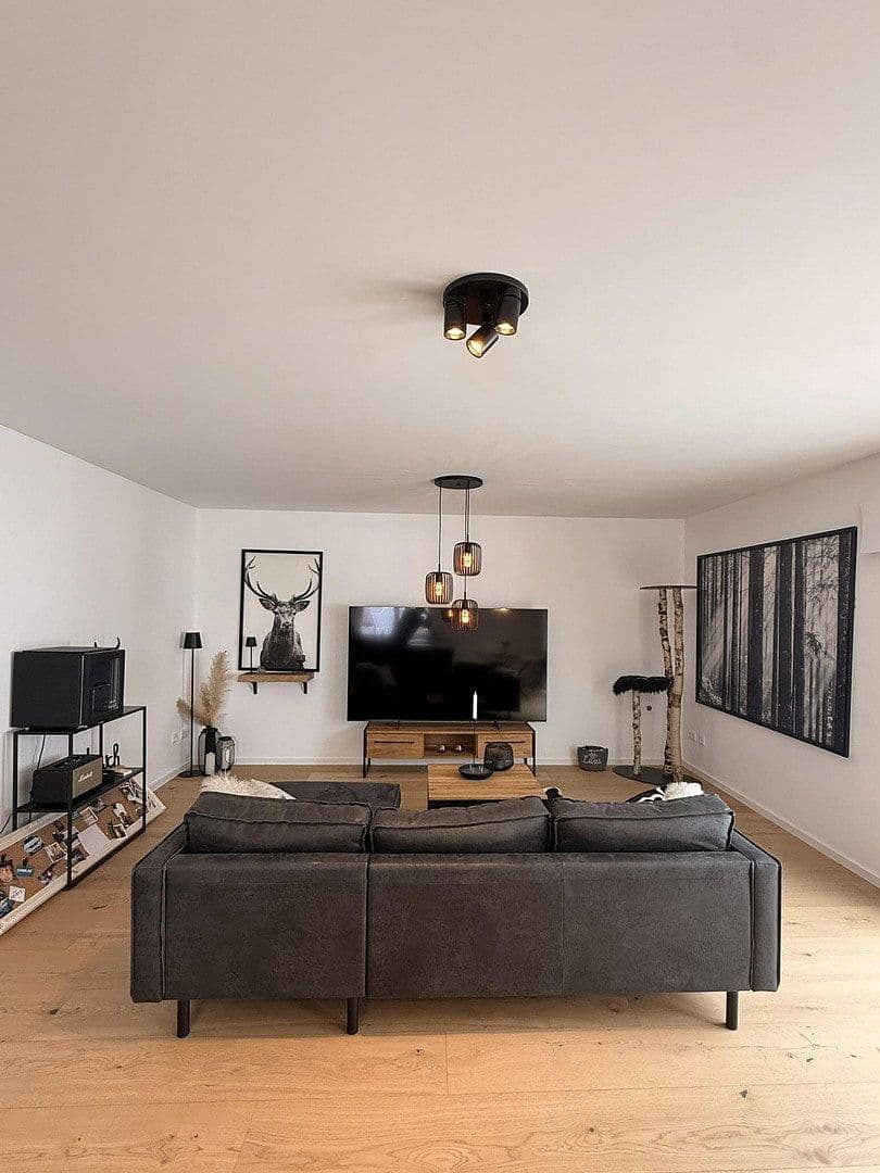Pronájem bytu 3+1 75 m², Langebach, Bavorsko Pronájem bytu 3+1 75 m², Langebach, Bavorsko
