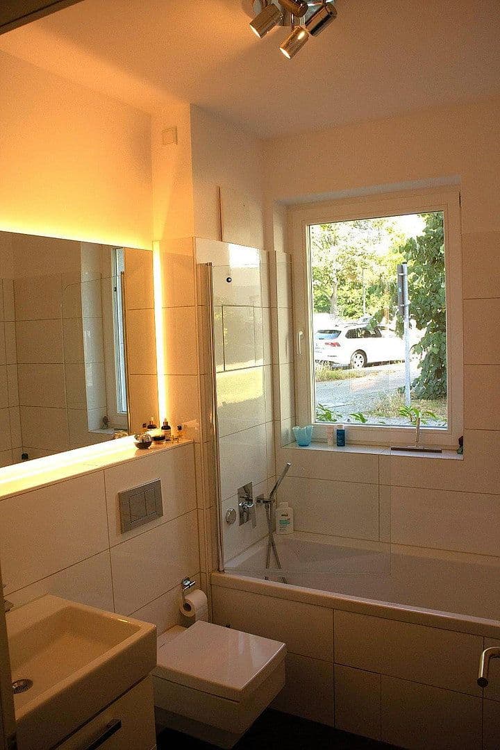 Pronájem bytu 2+1 63 m², Spandauer Damm 245 a, Berlin, Berlín Pronájem bytu 2+1 63 m², Spandauer Damm 245 a, Berlin, Berlín