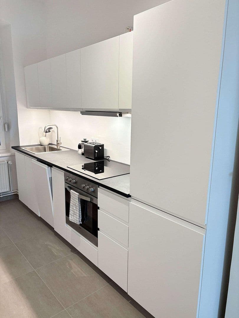 Pronájem bytu 3+1 80 m², Weserstraße 24, Berlin, Berlín Pronájem bytu 3+1 80 m², Weserstraße 24, Berlin, Berlín
