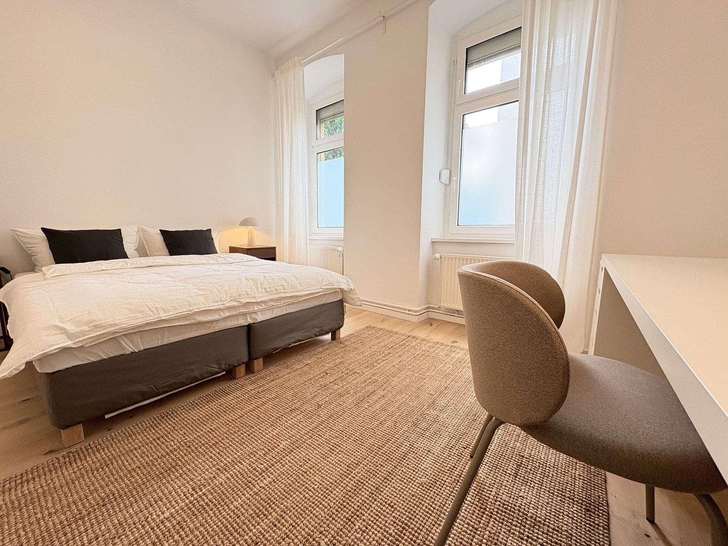 Pronájem bytu 3+1 80 m², Weserstraße 24, Berlin, Berlín Pronájem bytu 3+1 80 m², Weserstraße 24, Berlin, Berlín