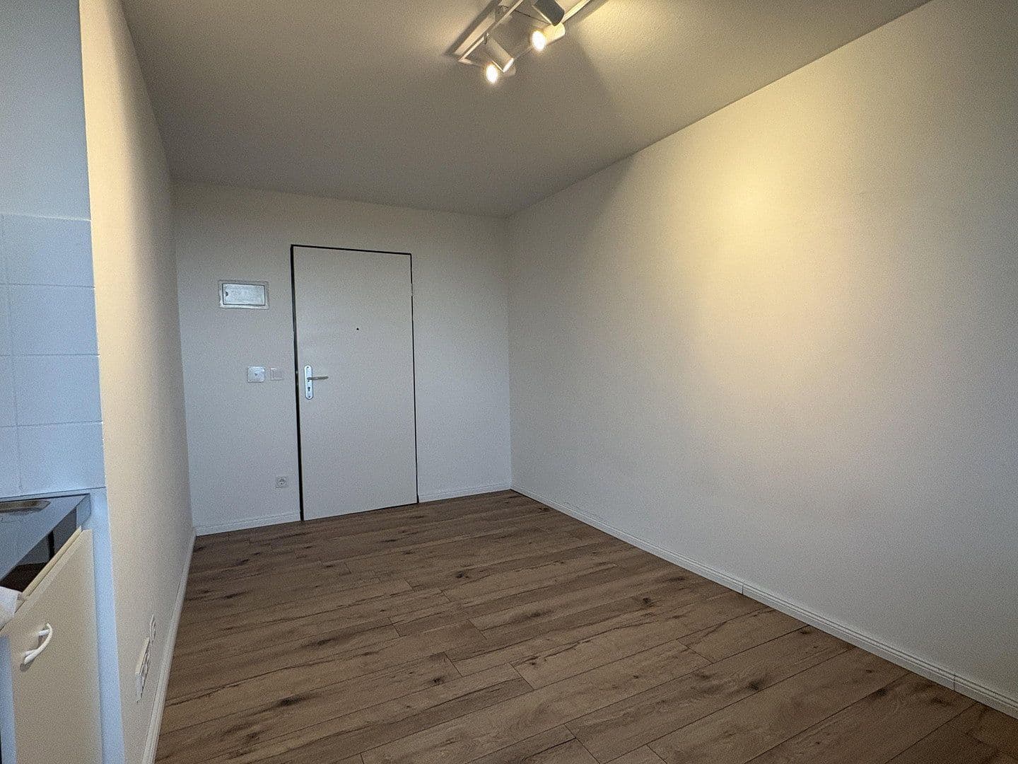 Pronájem bytu 1+1 19 m², Rennestraße 41, Erlangen, Bavorsko Pronájem bytu 1+1 19 m², Rennestraße 41, Erlangen, Bavorsko
