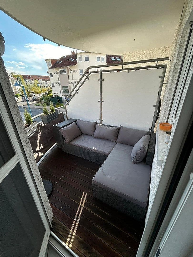 Pronájem bytu 2+1 68 m², Johanna-Kirchner-Straße 2, Hochheim, Hessen Pronájem bytu 2+1 68 m², Johanna-Kirchner-Straße 2, Hochheim, Hessen