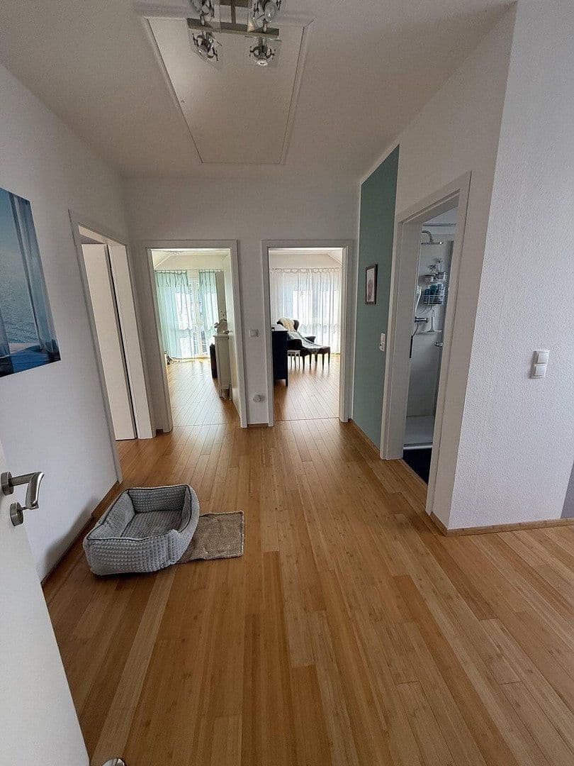 Prodej domu 184 m², pozemek 450 m², Rosbach v. d. Höhe, Hessen Prodej domu 184 m², pozemek 450 m², Rosbach v. d. Höhe, Hessen