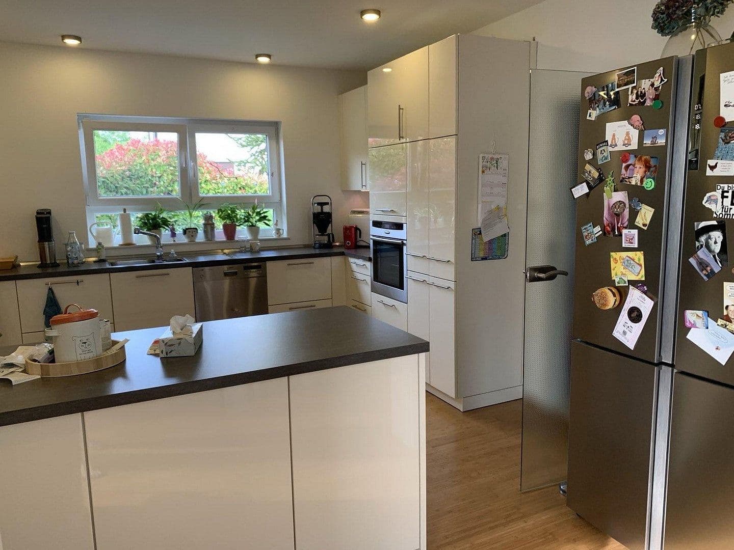 Prodej domu 184 m², pozemek 450 m², Rosbach v. d. Höhe, Hessen Prodej domu 184 m², pozemek 450 m², Rosbach v. d. Höhe, Hessen