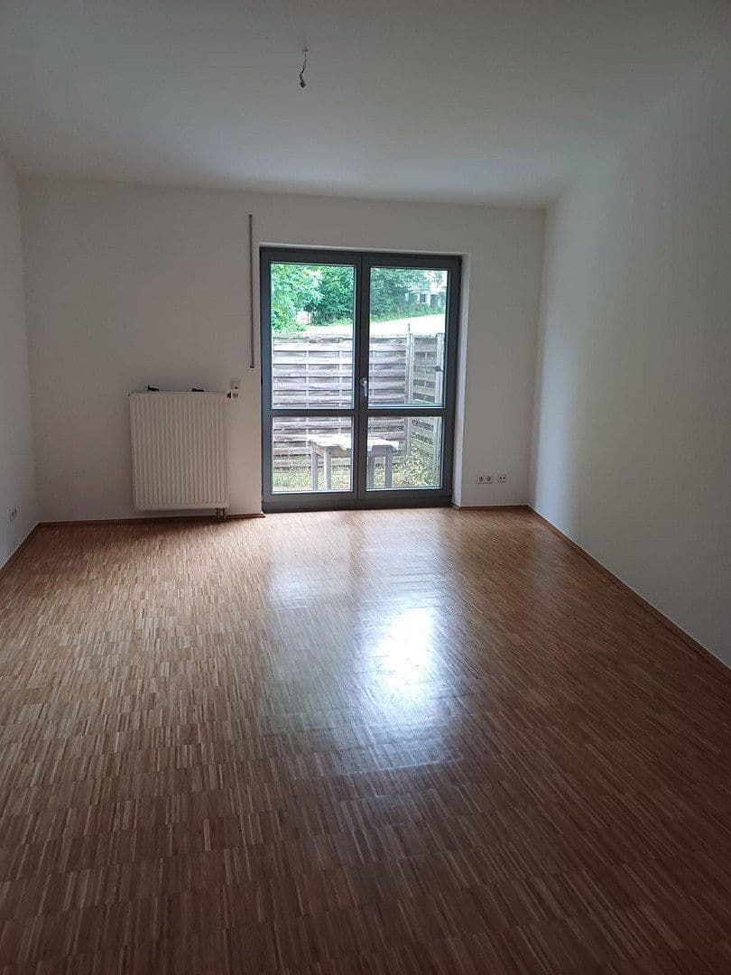 Pronájem bytu 5+1 190 m², Vettelschoß, Porýní-Falc Pronájem bytu 5+1 190 m², Vettelschoß, Porýní-Falc