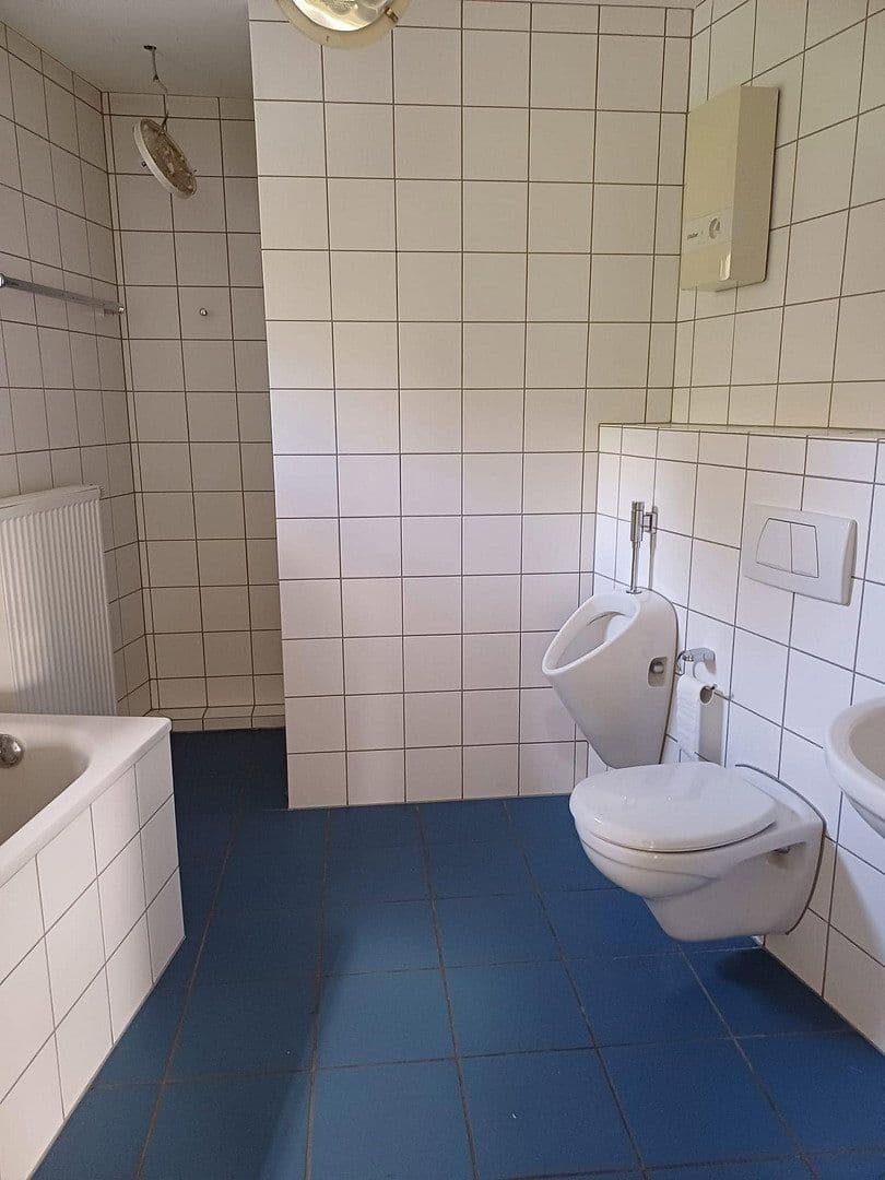 Pronájem bytu 5+1 190 m², Vettelschoß, Porýní-Falc Pronájem bytu 5+1 190 m², Vettelschoß, Porýní-Falc