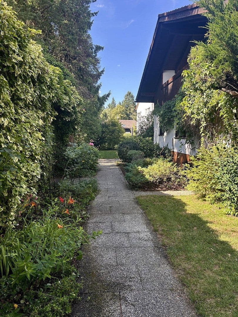 Prodej domu 190 m², pozemek 820 m², Siebenbürger Straße 37, Geretsried, Bavorsko Prodej domu 190 m², pozemek 820 m², Siebenbürger Straße 37, Geretsried, Bavorsko