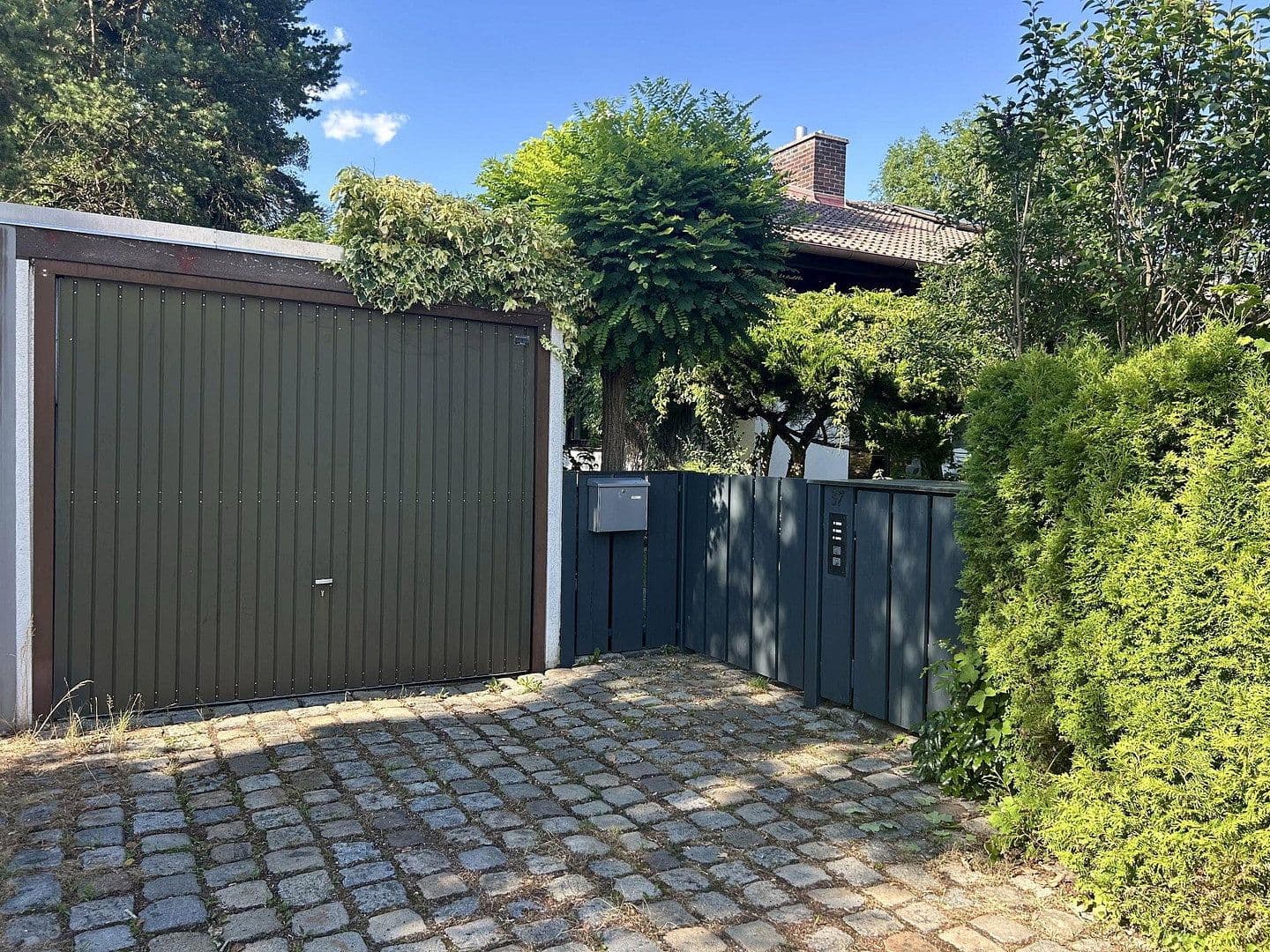 Prodej domu 190 m², pozemek 820 m², Siebenbürger Straße 37, Geretsried, Bavorsko Prodej domu 190 m², pozemek 820 m², Siebenbürger Straße 37, Geretsried, Bavorsko