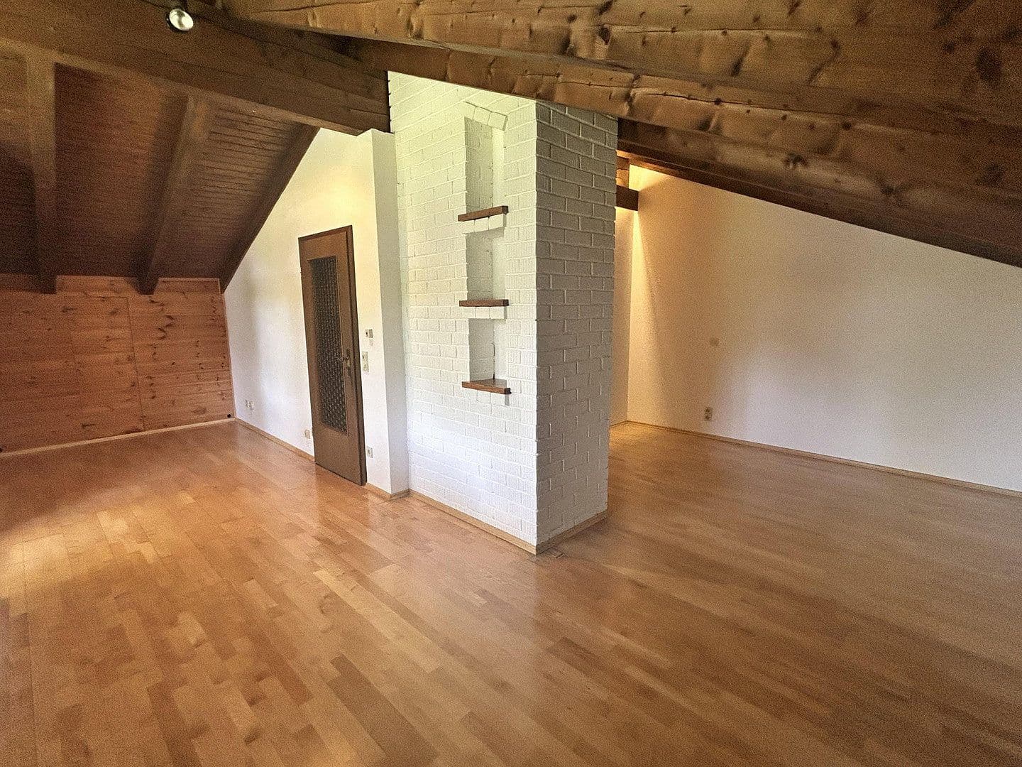 Prodej domu 190 m², pozemek 820 m², Siebenbürger Straße 37, Geretsried, Bavorsko Prodej domu 190 m², pozemek 820 m², Siebenbürger Straße 37, Geretsried, Bavorsko