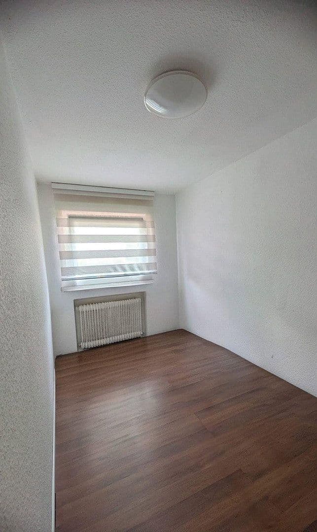 Pronájem bytu 5+1 100 m², Leopoldshöhe, Severní Porýní-Vestfálsko Pronájem bytu 5+1 100 m², Leopoldshöhe, Severní Porýní-Vestfálsko