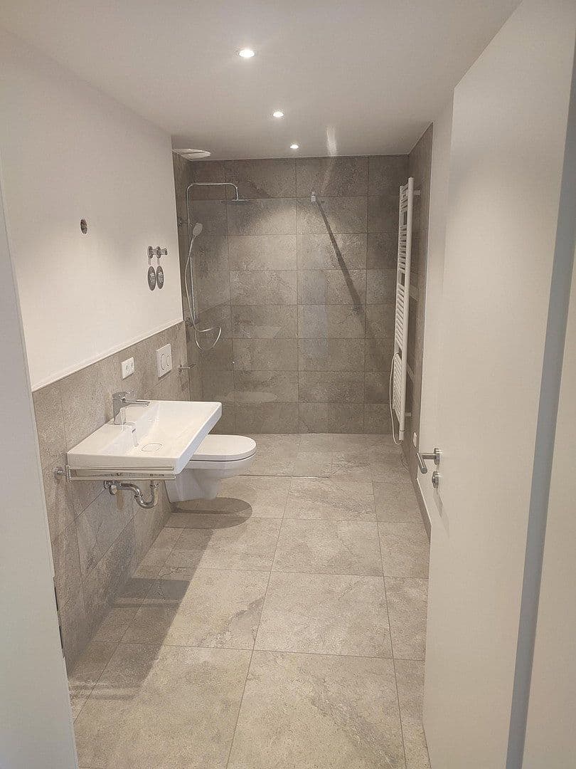Pronájem bytu 3+1 79 m², Hofkirchen, Bavorsko Pronájem bytu 3+1 79 m², Hofkirchen, Bavorsko
