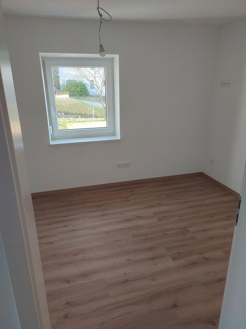 Pronájem bytu 3+1 79 m², Hofkirchen, Bavorsko Pronájem bytu 3+1 79 m², Hofkirchen, Bavorsko