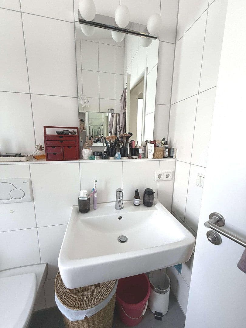 Pronájem bytu 2+1 59 m², Ortlindestr. 15, München, Bavorsko Pronájem bytu 2+1 59 m², Ortlindestr. 15, München, Bavorsko