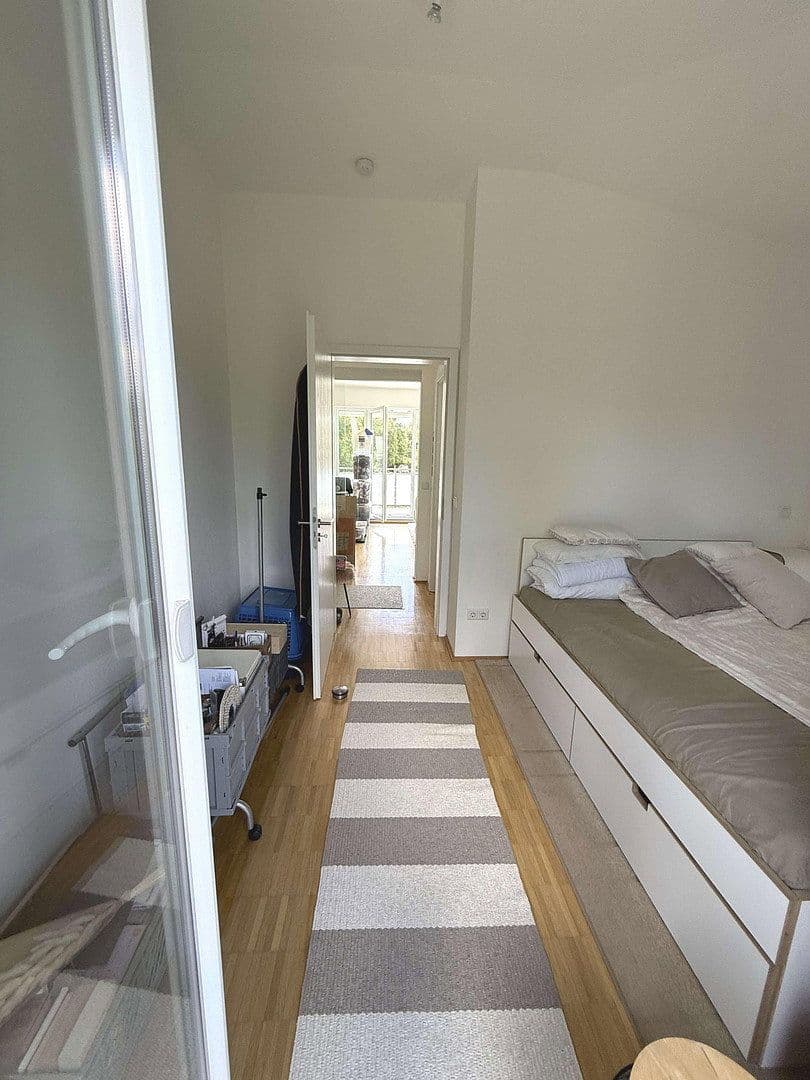 Pronájem bytu 2+1 59 m², Ortlindestr. 15, München, Bavorsko Pronájem bytu 2+1 59 m², Ortlindestr. 15, München, Bavorsko