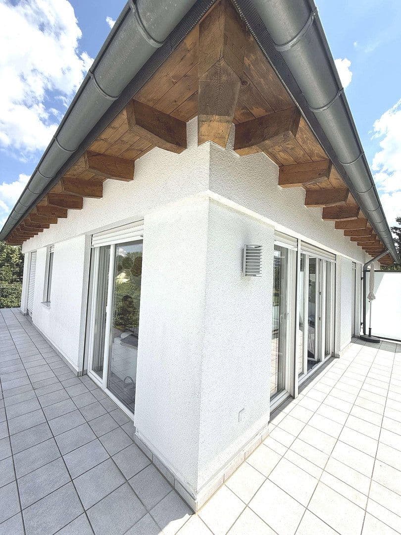 Pronájem bytu 2+1 59 m², Ortlindestr. 15, München, Bavorsko Pronájem bytu 2+1 59 m², Ortlindestr. 15, München, Bavorsko
