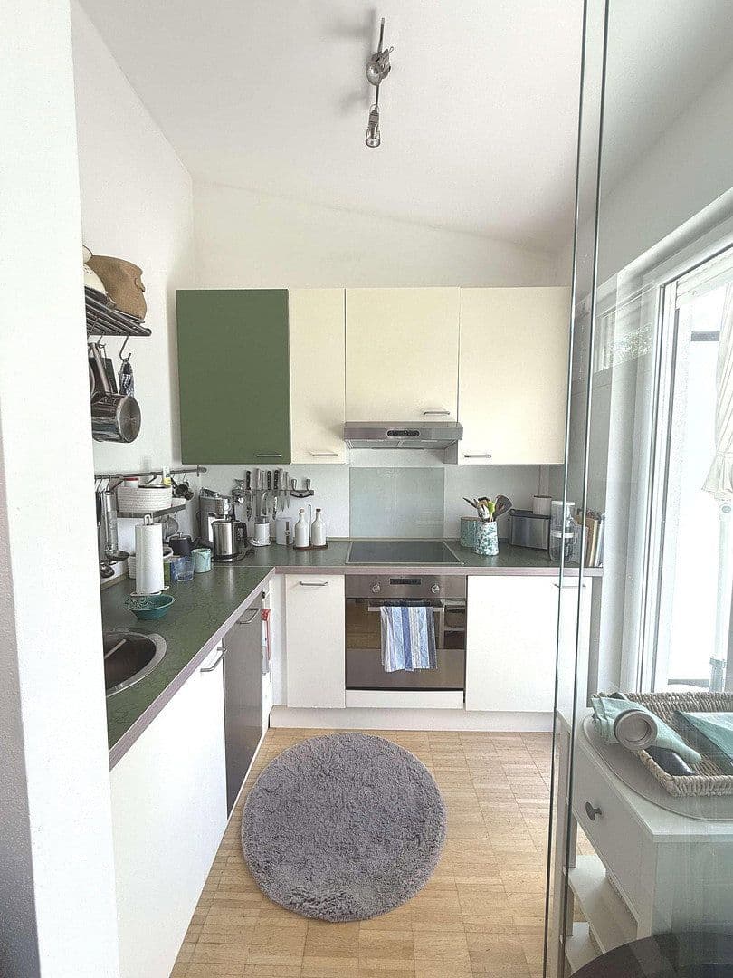 Pronájem bytu 2+1 59 m², Ortlindestr. 15, München, Bavorsko Pronájem bytu 2+1 59 m², Ortlindestr. 15, München, Bavorsko