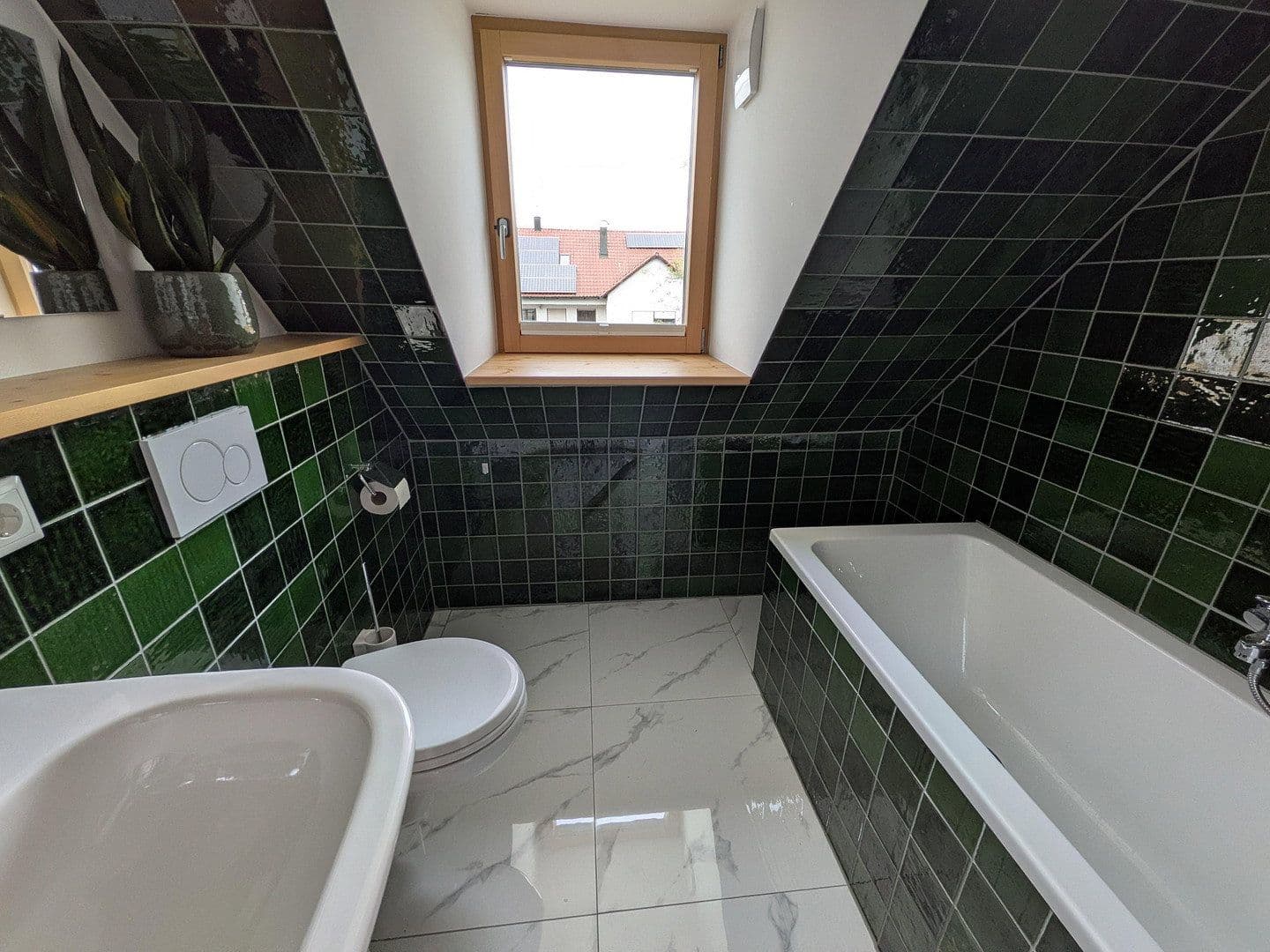 Prodej domu 178 m², pozemek 595 m², Landshut, Bavorsko Prodej domu 178 m², pozemek 595 m², Landshut, Bavorsko
