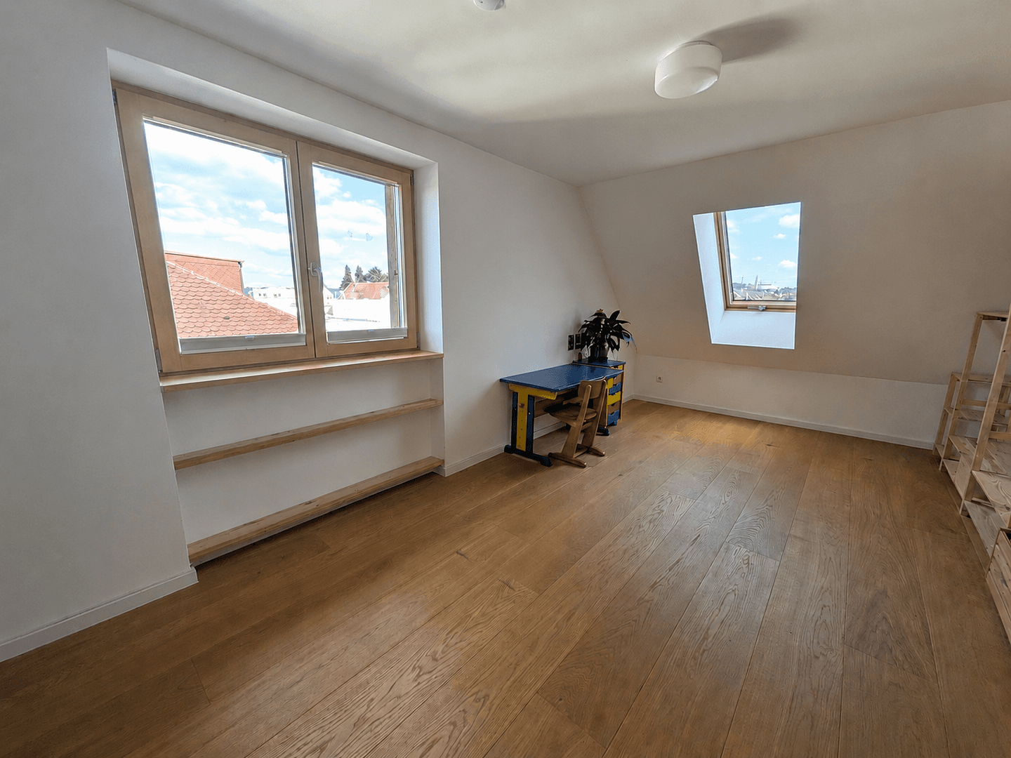 Prodej domu 178 m², pozemek 595 m², Landshut, Bavorsko Prodej domu 178 m², pozemek 595 m², Landshut, Bavorsko