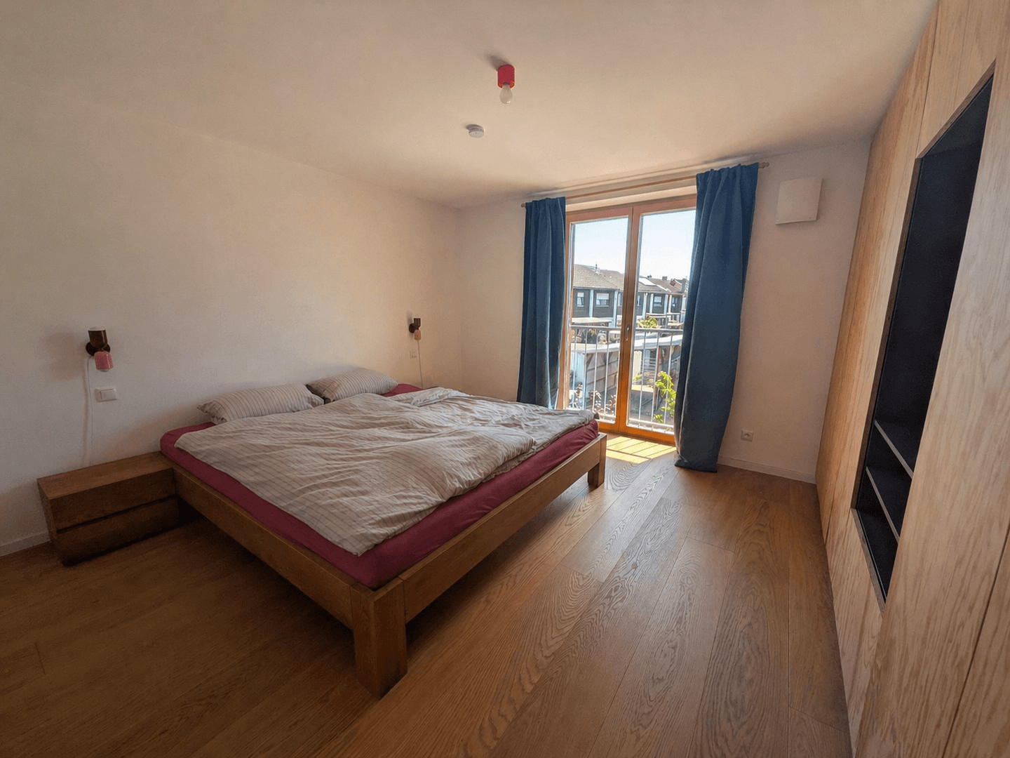 Prodej domu 178 m², pozemek 595 m², Landshut, Bavorsko Prodej domu 178 m², pozemek 595 m², Landshut, Bavorsko