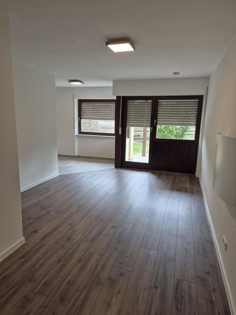 Pronájem bytu 1+1 35 m², Langestr. 4/1 Whg. 3, Trossingen, Bádensko-Württembersko Pronájem bytu 1+1 35 m², Langestr. 4/1 Whg. 3, Trossingen, Bádensko-Württembersko