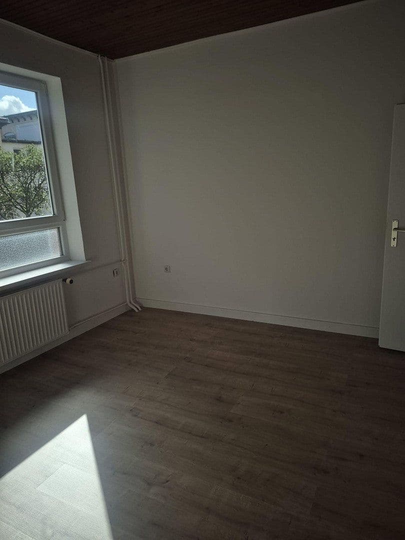 Pronájem bytu 2+1 40 m², Bauer Landstraße 32, Flensburg, Šlesvicko-Holštýnsko Pronájem bytu 2+1 40 m², Bauer Landstraße 32, Flensburg, Šlesvicko-Holštýnsko