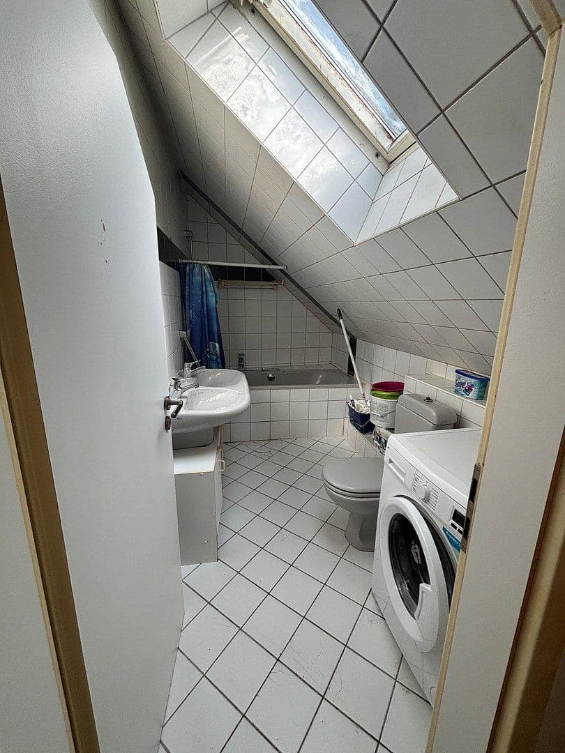 Prodej domu 85 m², pozemek 1 m², Friedrichstr. 123, Neckarsulm, Bádensko-Württembersko Prodej domu 85 m², pozemek 1 m², Friedrichstr. 123, Neckarsulm, Bádensko-Württembersko