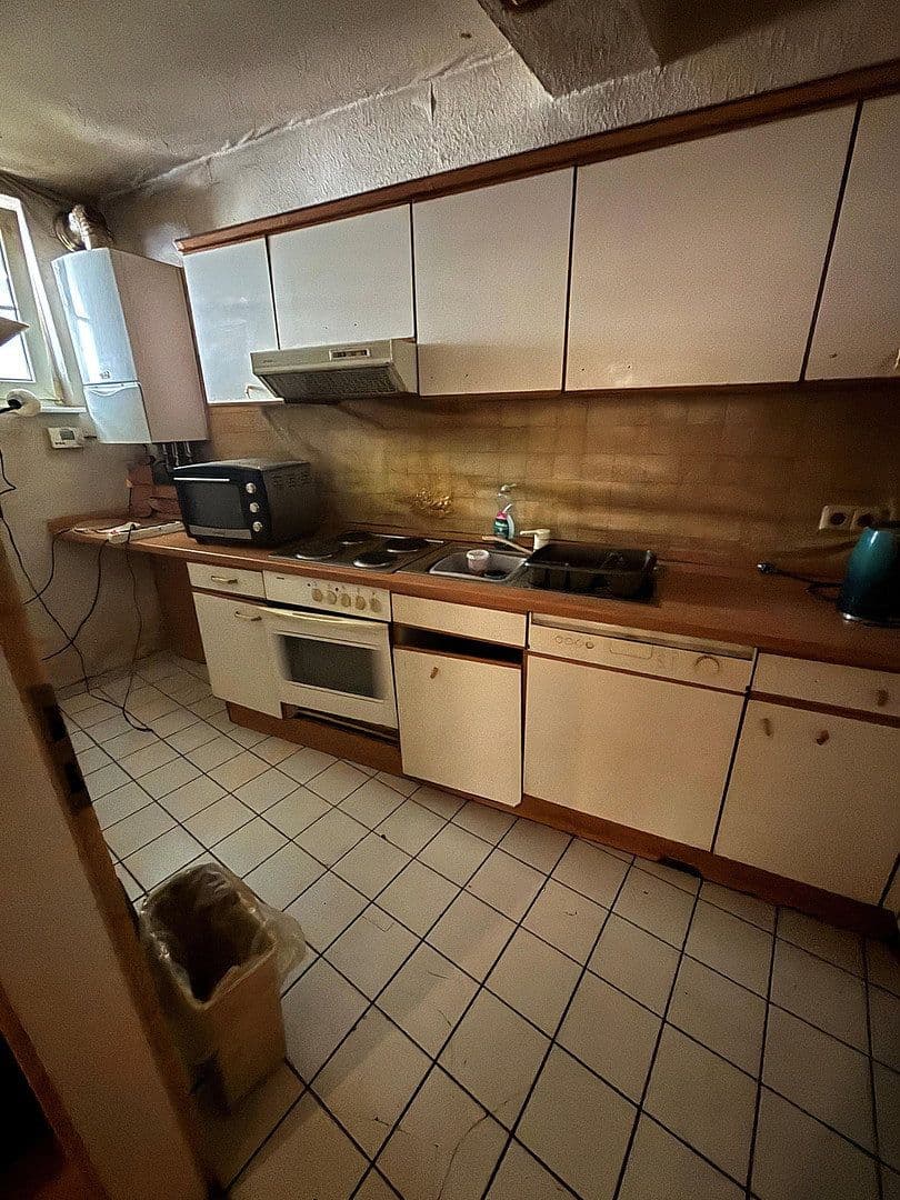 Prodej domu 85 m², pozemek 1 m², Friedrichstr. 123, Neckarsulm, Bádensko-Württembersko Prodej domu 85 m², pozemek 1 m², Friedrichstr. 123, Neckarsulm, Bádensko-Württembersko