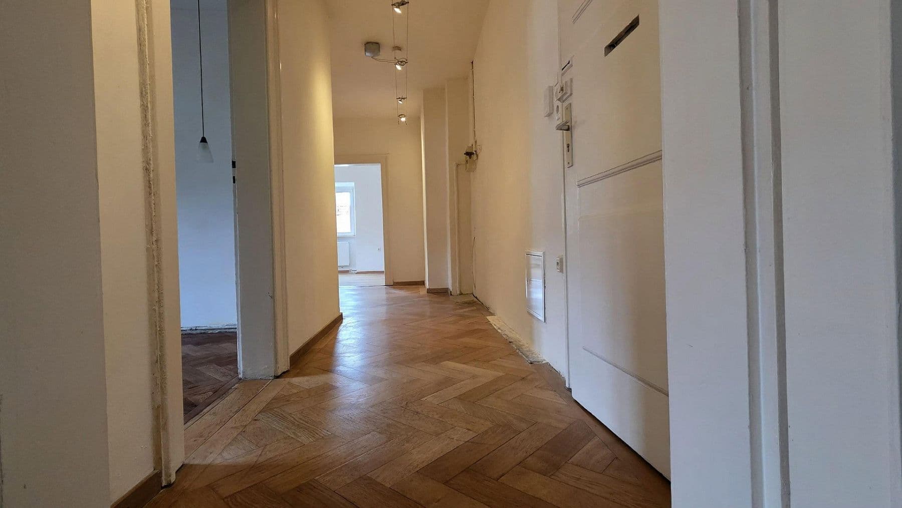 Prodej bytu 2+1 67 m², Volkartstraße 64, München, Bavorsko Prodej bytu 2+1 67 m², Volkartstraße 64, München, Bavorsko