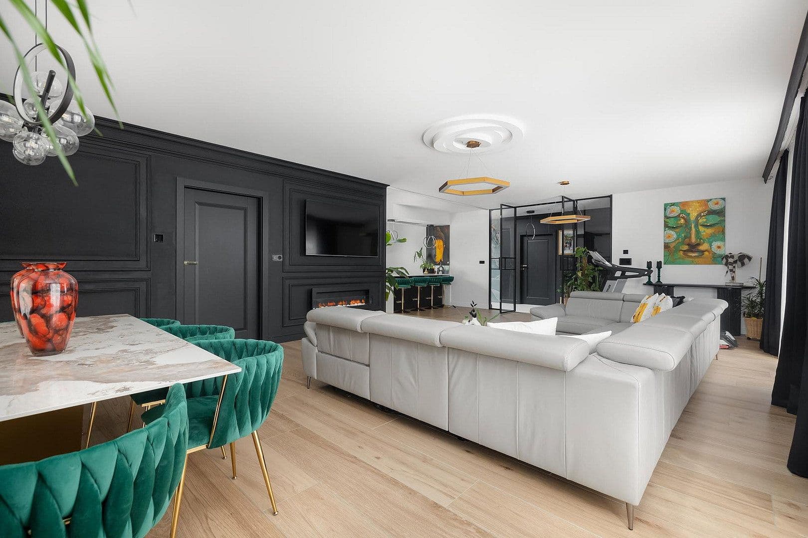 Prodej domu 391 m², pozemek 991 m², Dorfstrasse 10, Berlin, Berlín Prodej domu 391 m², pozemek 991 m², Dorfstrasse 10, Berlin, Berlín