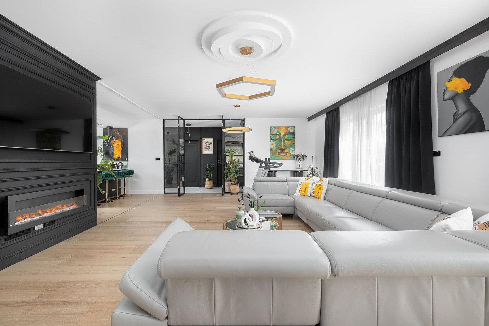 Prodej domu 391 m², pozemek 991 m², Dorfstrasse 10, Berlin, Berlín Prodej domu 391 m², pozemek 991 m², Dorfstrasse 10, Berlin, Berlín