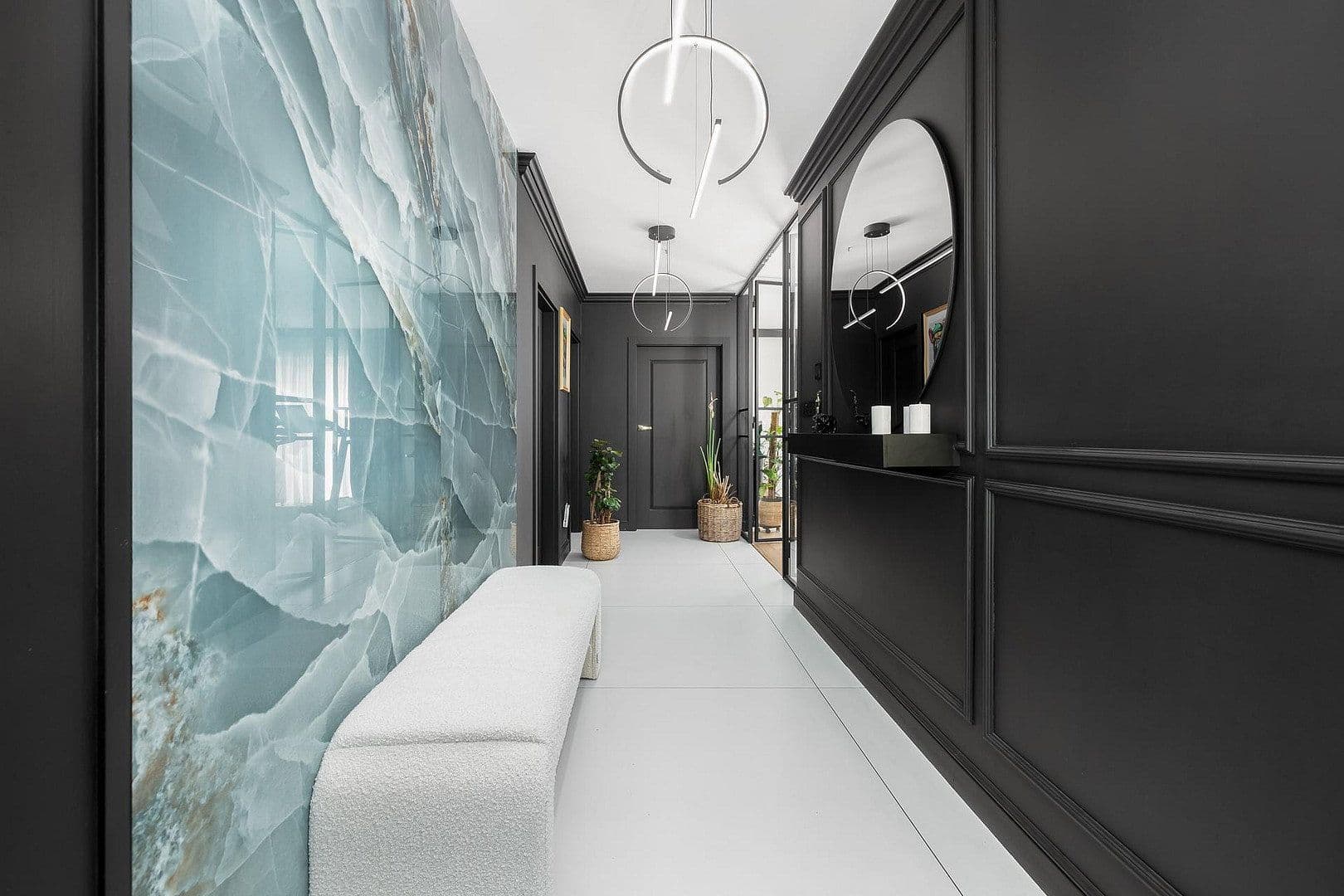 Prodej domu 391 m², pozemek 991 m², Dorfstrasse 10, Berlin, Berlín Prodej domu 391 m², pozemek 991 m², Dorfstrasse 10, Berlin, Berlín